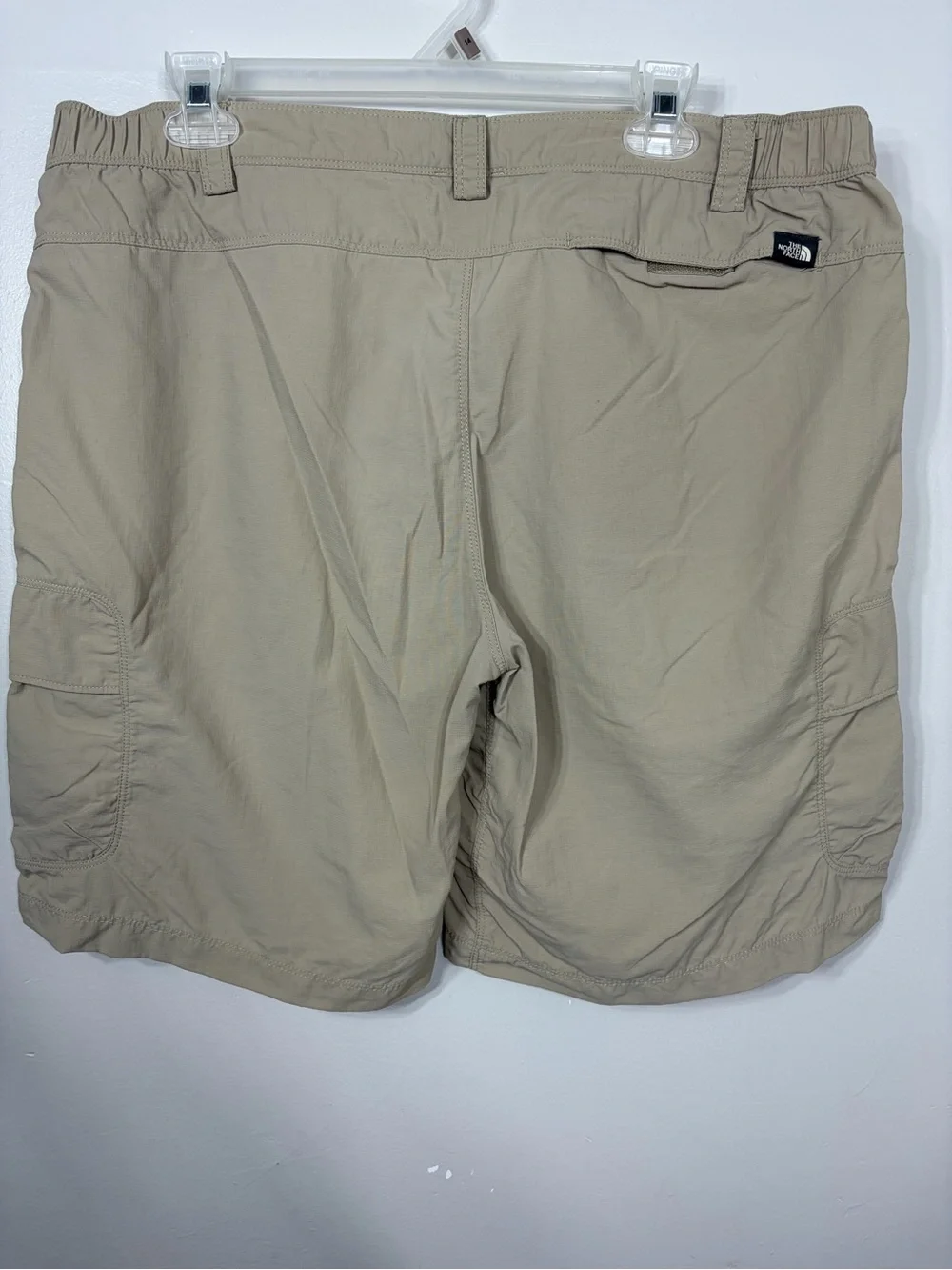 The North Face Mens Large Khaki Cargo Hiking Shorts Ripstop Nylon Outdoor Travel